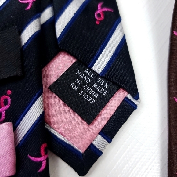 Susan G Komen  knots for hope 100% silk x 4 - Picture 3 of 10